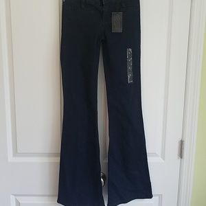2 / $25 NWT Bullhead Skinny Flare